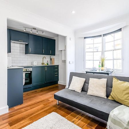 Modern One Bedroom Apartments In Brighton Bagian luar foto