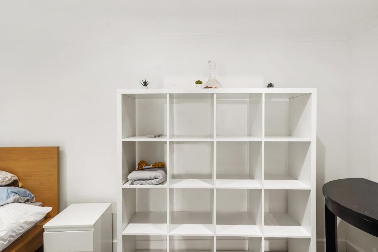 Modern One Bedroom Apartments In Brighton Bagian luar foto