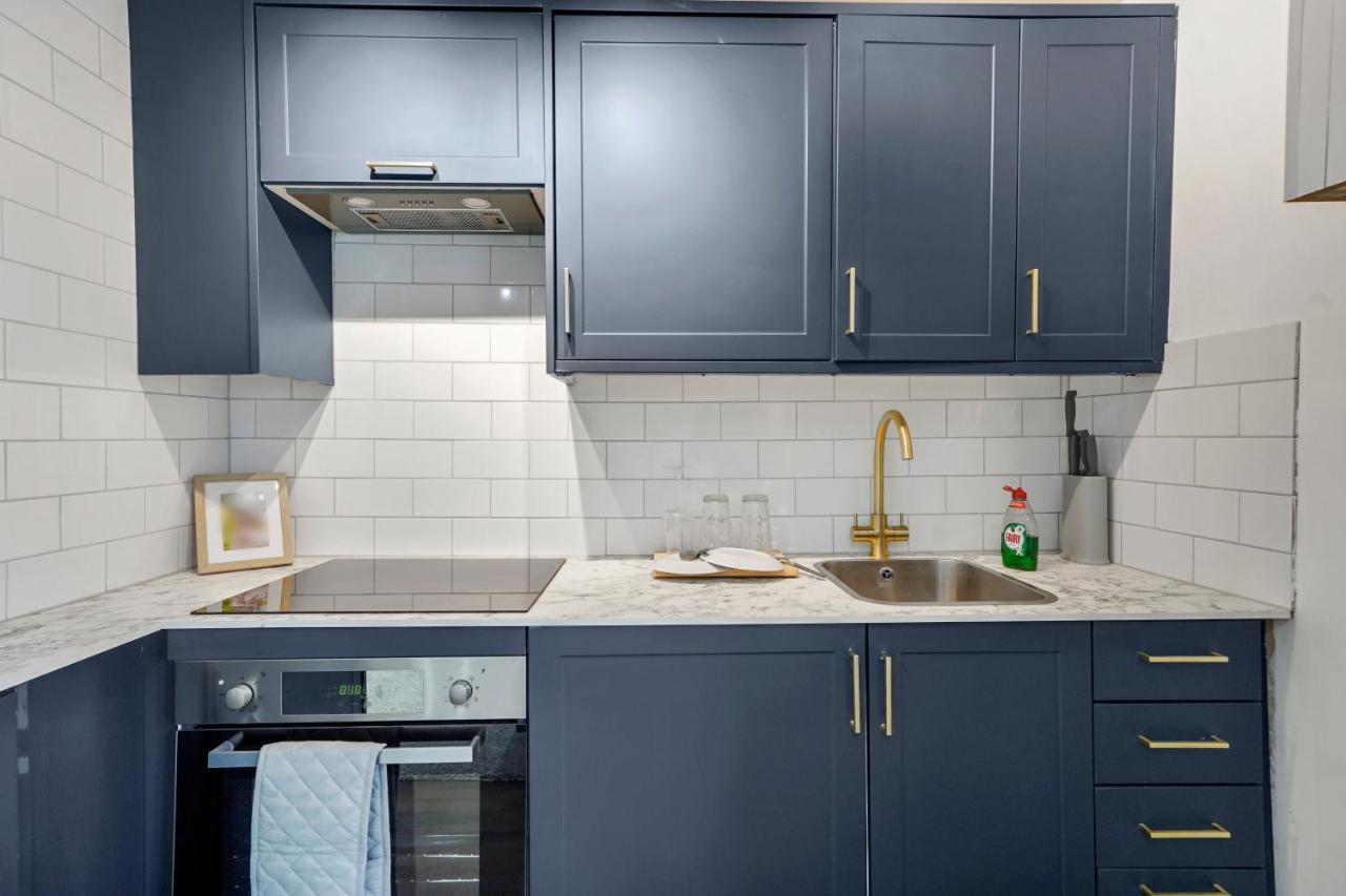 Modern One Bedroom Apartments In Brighton Bagian luar foto