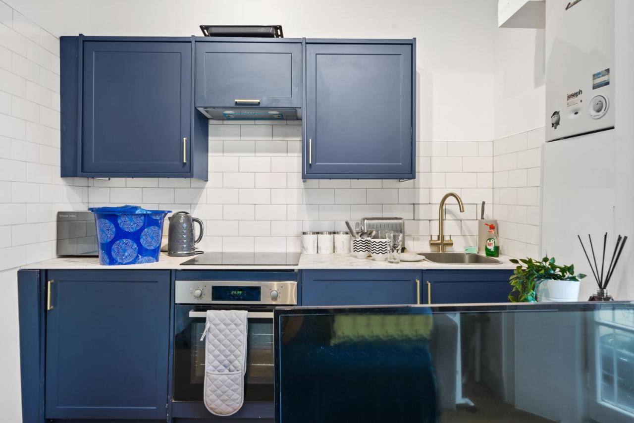 Modern One Bedroom Apartments In Brighton Bagian luar foto